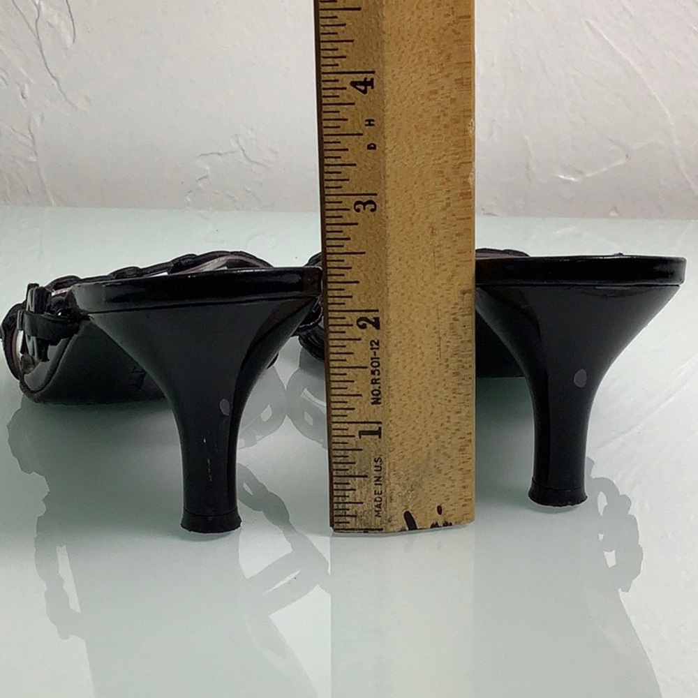 Salvatore Ferragamo kitten heel Leather Patent vinyl strappy sandals SZ 7 B EUC - Picture 6 of 16